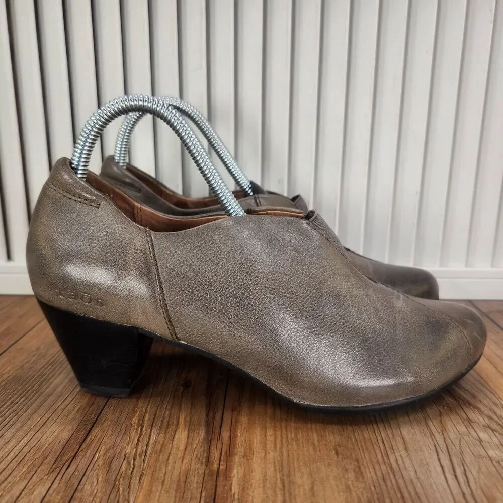 Taos Gorgeous Womens Sz 8.5 Taupe Leather Heeled Low Top Booties Shoes GOR-12751